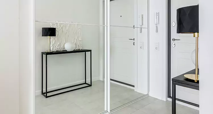 Mirrored Bifold Closet Doors Repair in Antioch, CA
