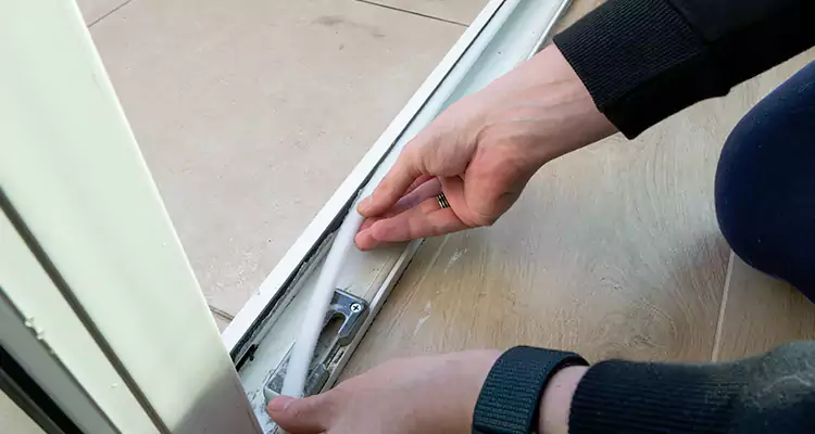 Garage Door Off Track Repair in Antioch, CA