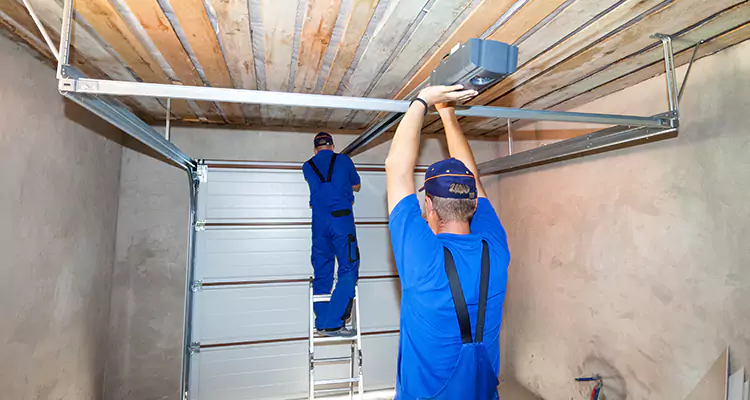 Garage Door Opener Technician in Antioch, CA