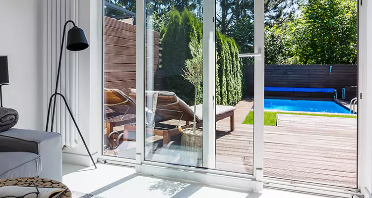 Fixing A Sliding Screen Door Roller in Antioch, CA